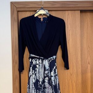 Elegant Navy Long Sleeve Dress